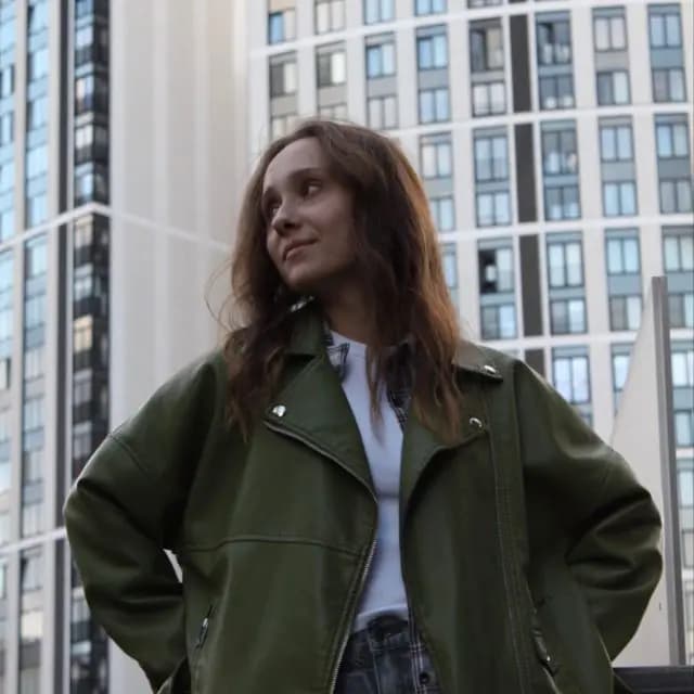 Жутова Анна
